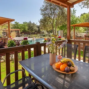 Parco vacanze Mobile Homes Camp Garden Vestar, Rovigno